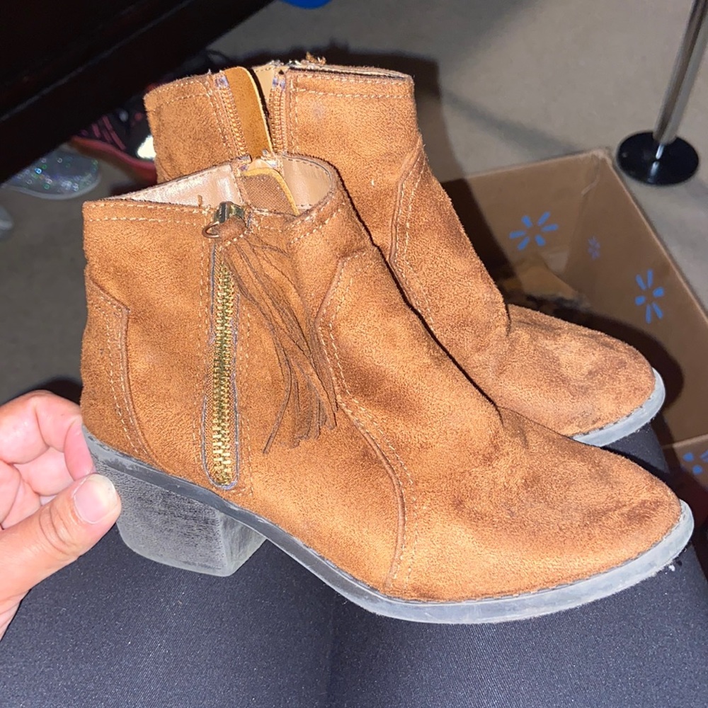 Suede boot